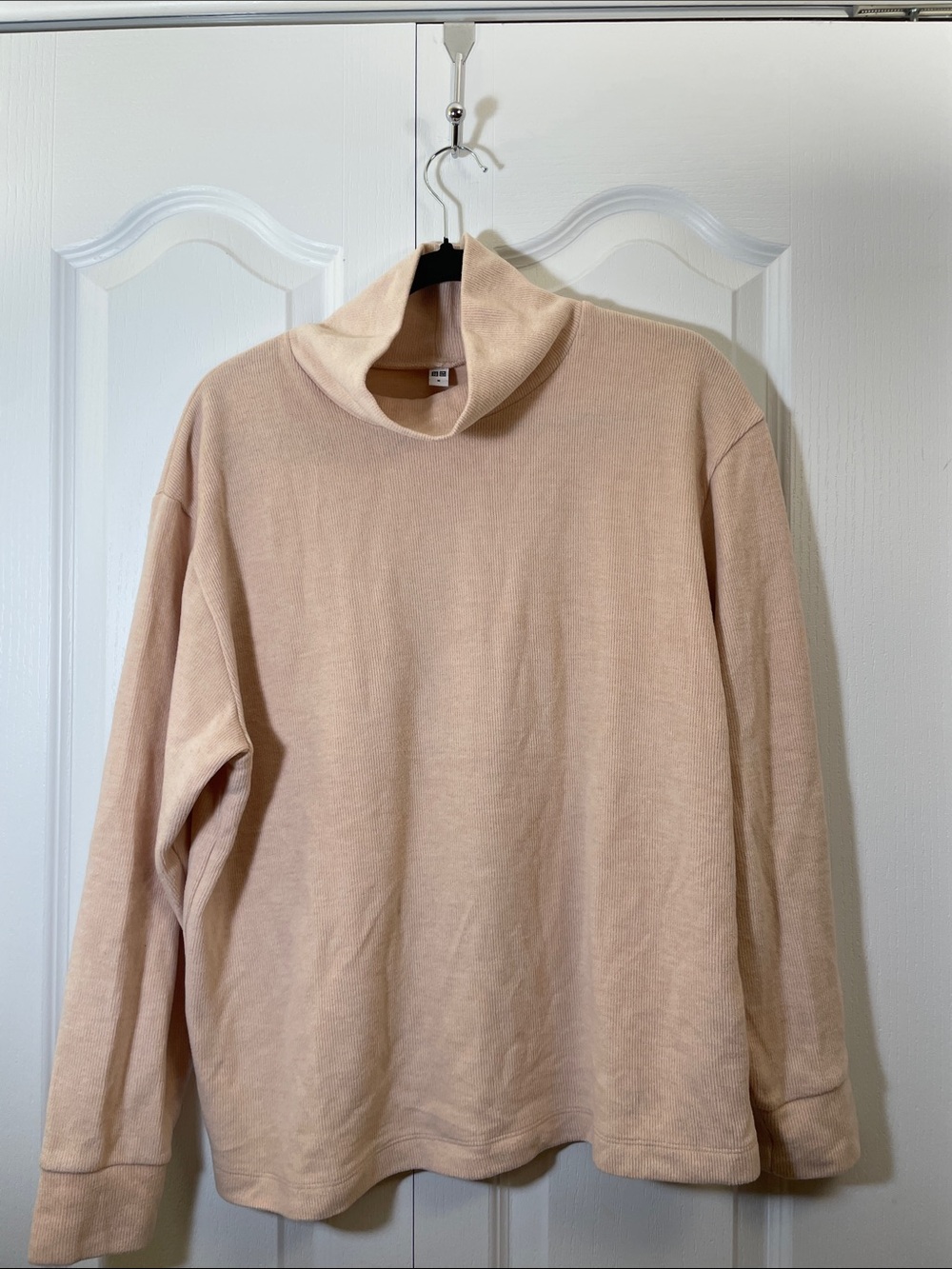 Uniqlo Women's Cowl Neck Sweater in Pale Beige